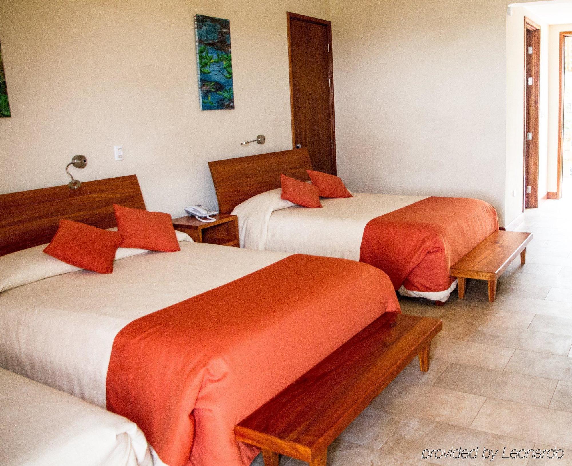 פורטו איורה Finch Bay Galapagos Hotel מראה חיצוני תמונה